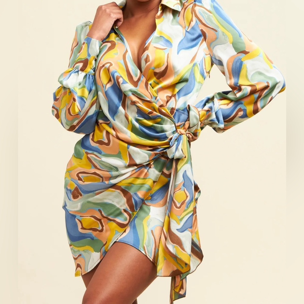 NWT Abstract Print Wrap Dress
